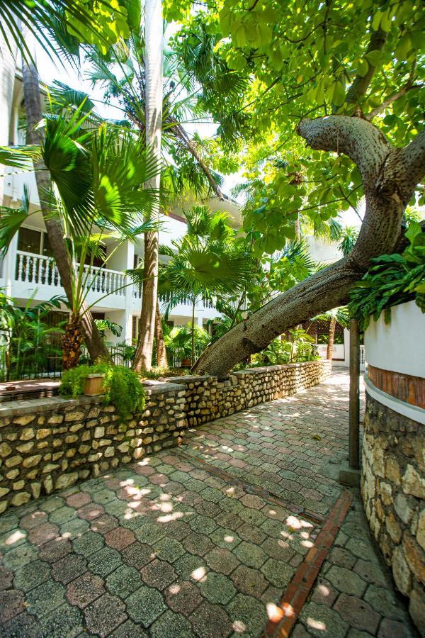 Le Plaza Hotel Port-au-Prince Exteriér fotografie